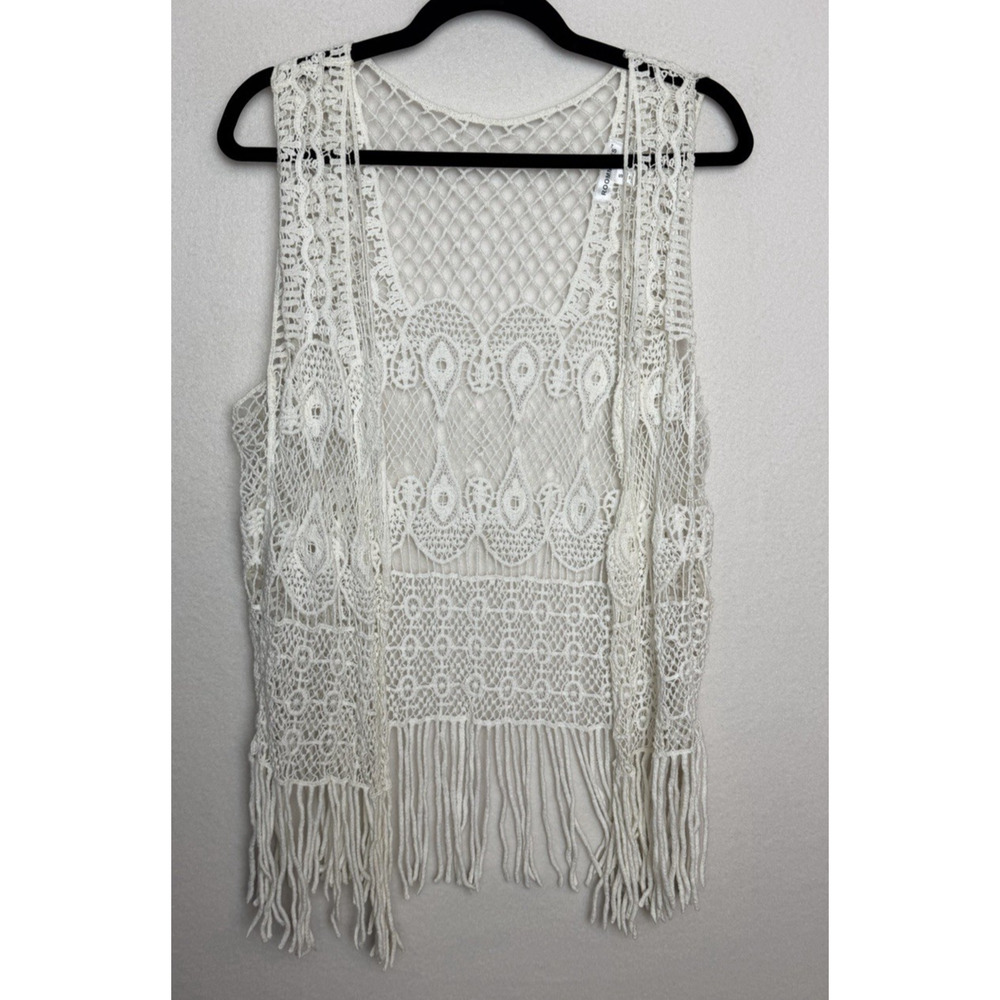 Roommates Womens Open Front White Crochet Vest Fringe Size S Boho Fairy Festival